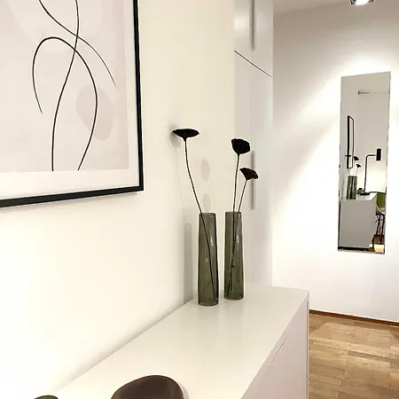 Blueberry Living - Wohlfuehl-apartment Starnberger See, Design, Sport &