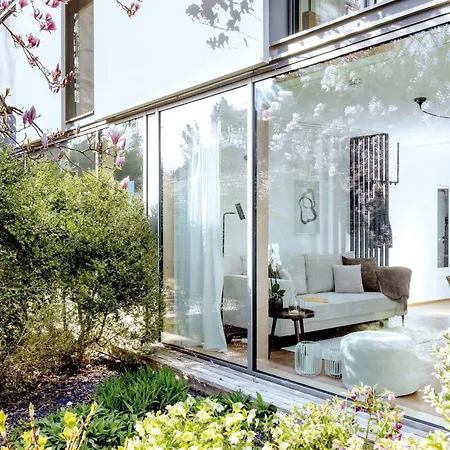 Blueberry Living - Wohlfuehl-apartment Starnberger See, Design, Sport & Tutzing