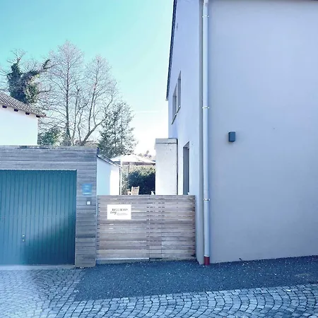 Blueberry Living - Wohlfuehl-apartment Starnberger See, Design, Sport & * Tutzing