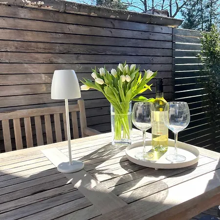 Blueberry Living - Wohlfuehl-apartment Starnberger See, Design, Sport & Apartment